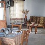 Teacher's House 3*