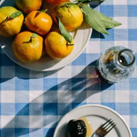 Teacher's House Penzion 3*