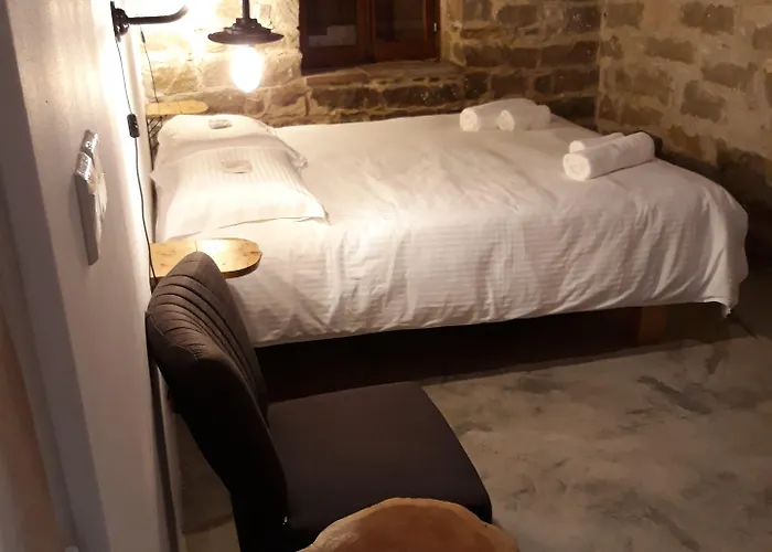 το σπίτι του δασκάλου Μαρώνι