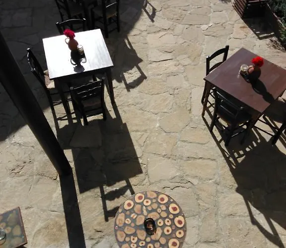 Πανσιόν το σπίτι του δασκάλου Μαρώνι